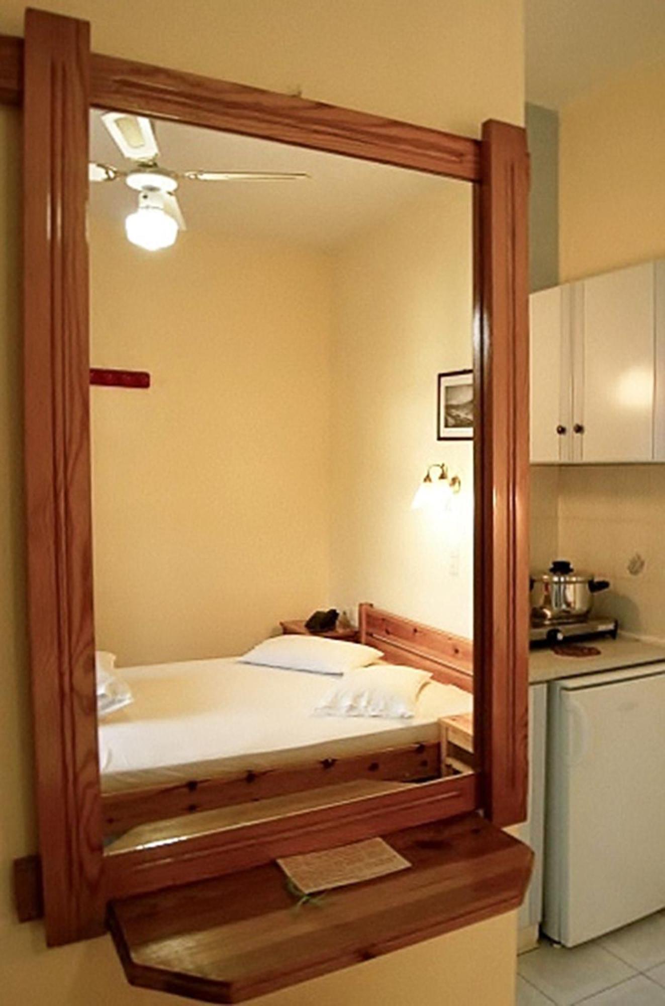 Idroussa Apartment Batsi  Ruang foto