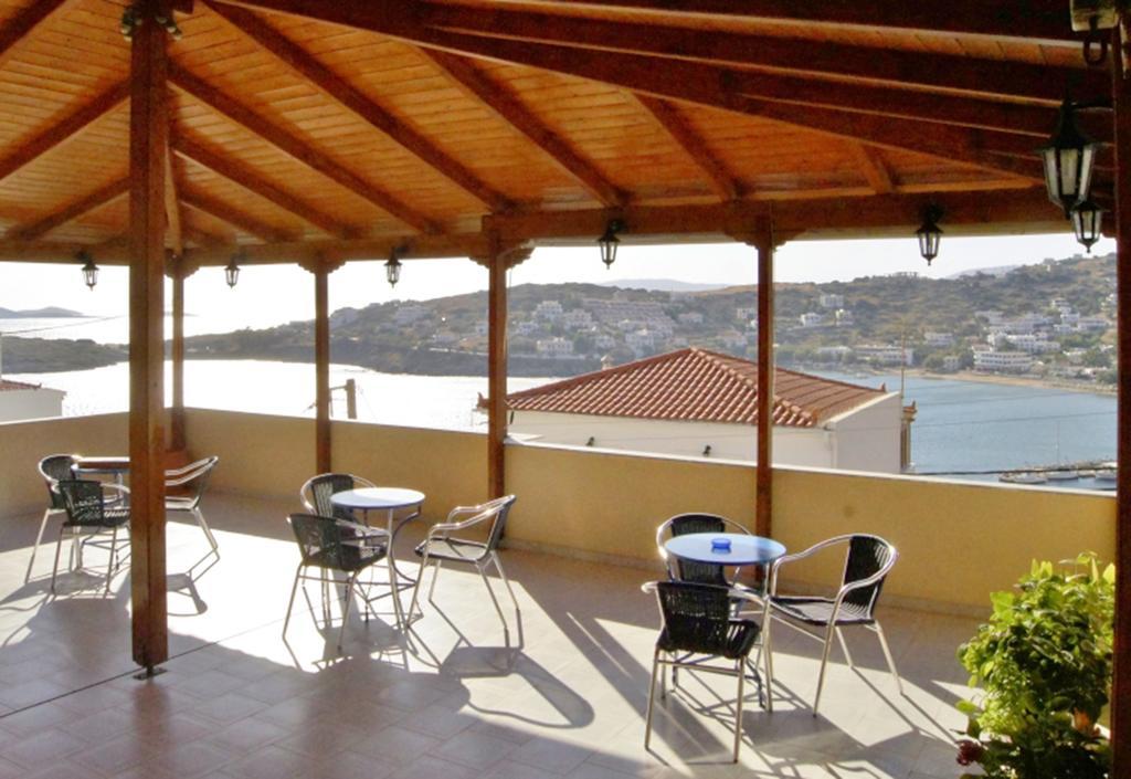 Idroussa Apartment Batsi  Bagian luar foto